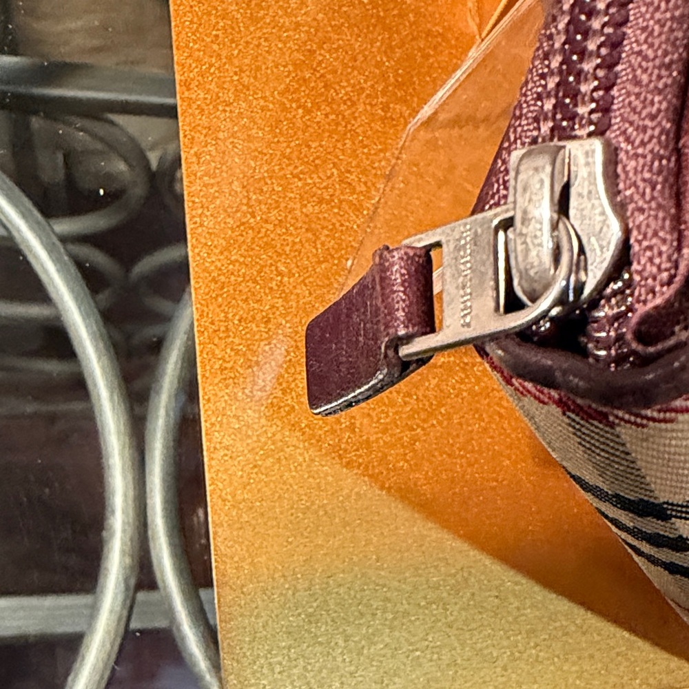 Burberry Brown NovaCheck Wallet - Picture 3 of 11